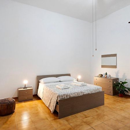La Casa Di Gennaro - Napoli Apartment Luaran gambar